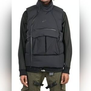 *NWOT Nike Sportswear Tech Pack Synthetic-Fill Gilet Vest 